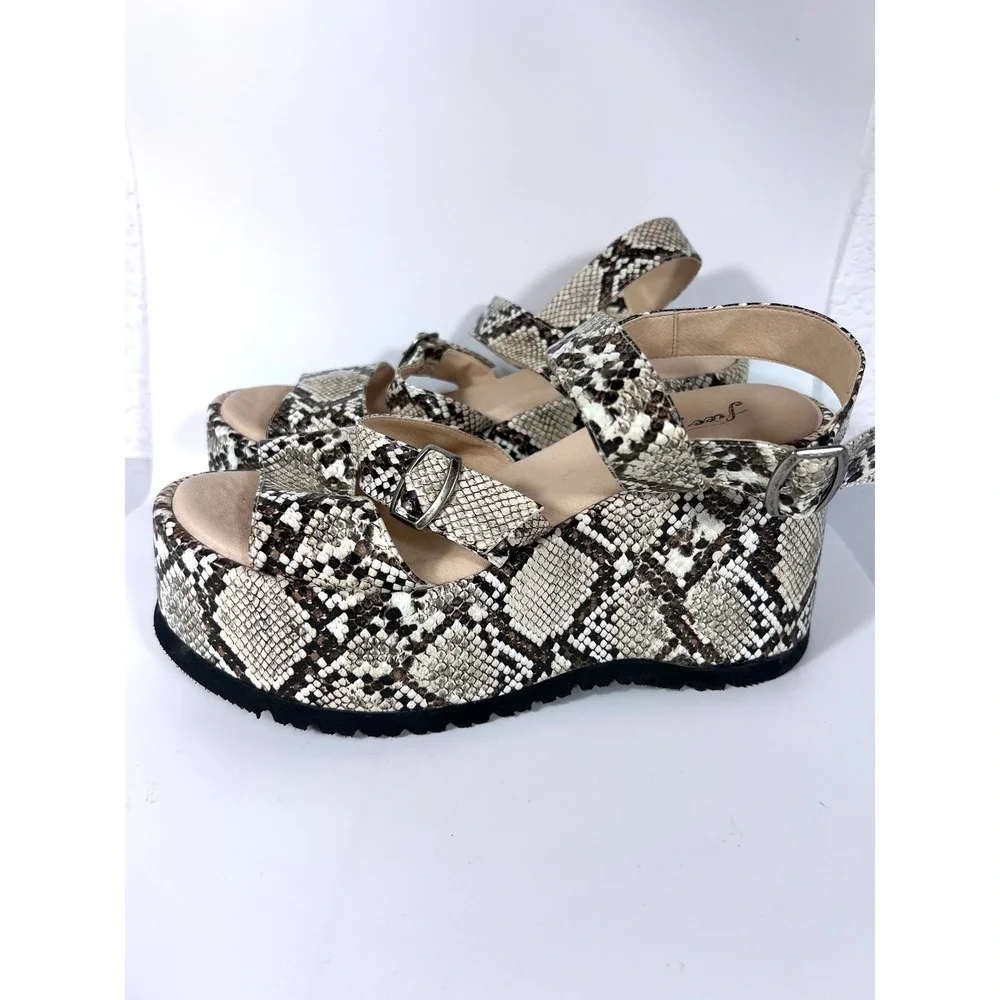 Free People Chelsea Embossed Snake Print Strappy Platform Sandal Chunky 39